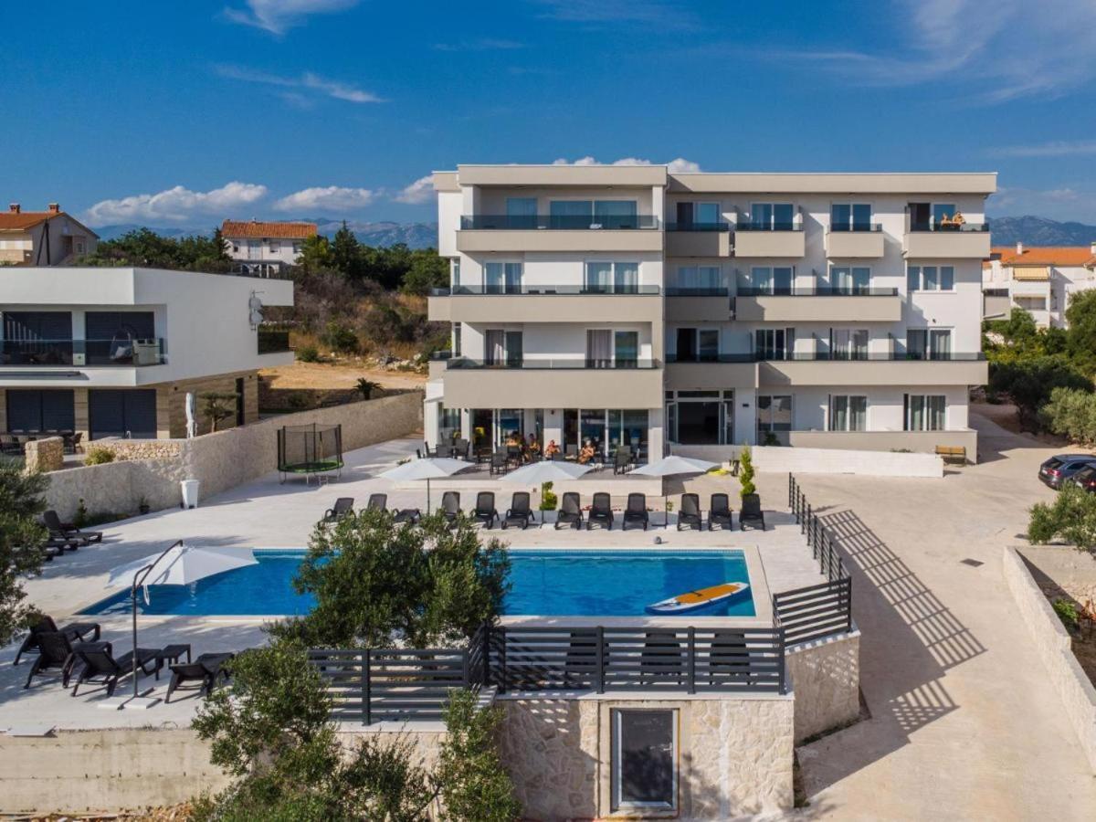נובליה Boutique Hotel Ivy'Z מראה חיצוני תמונה