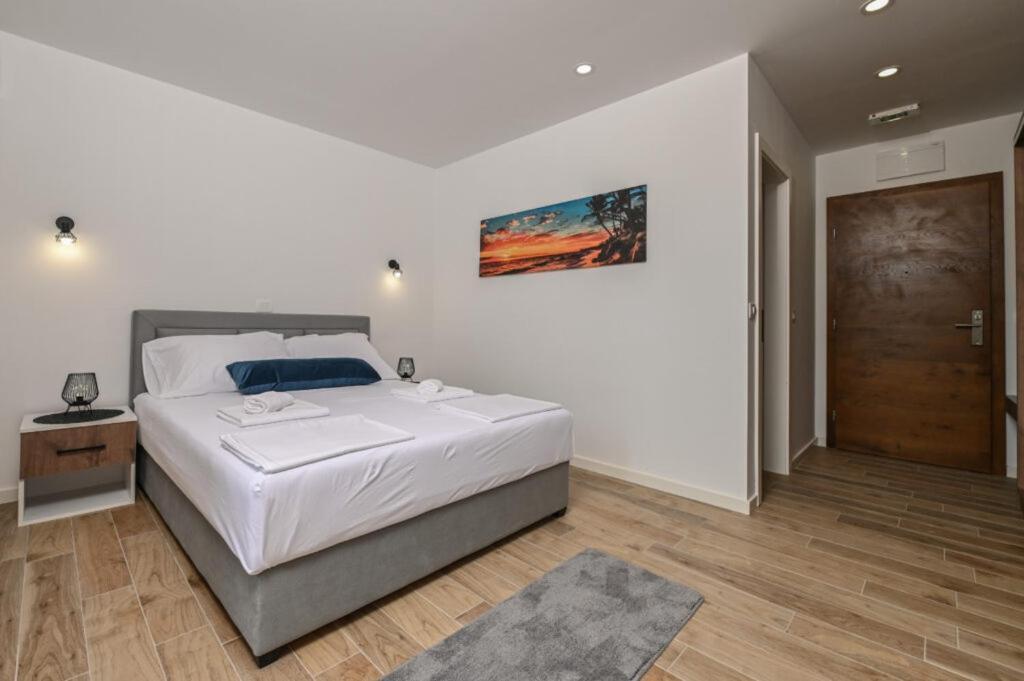 נובליה Boutique Hotel Ivy'Z מראה חיצוני תמונה