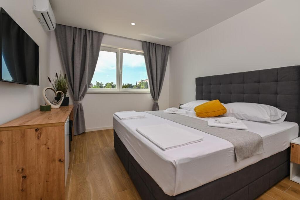 נובליה Boutique Hotel Ivy'Z מראה חיצוני תמונה