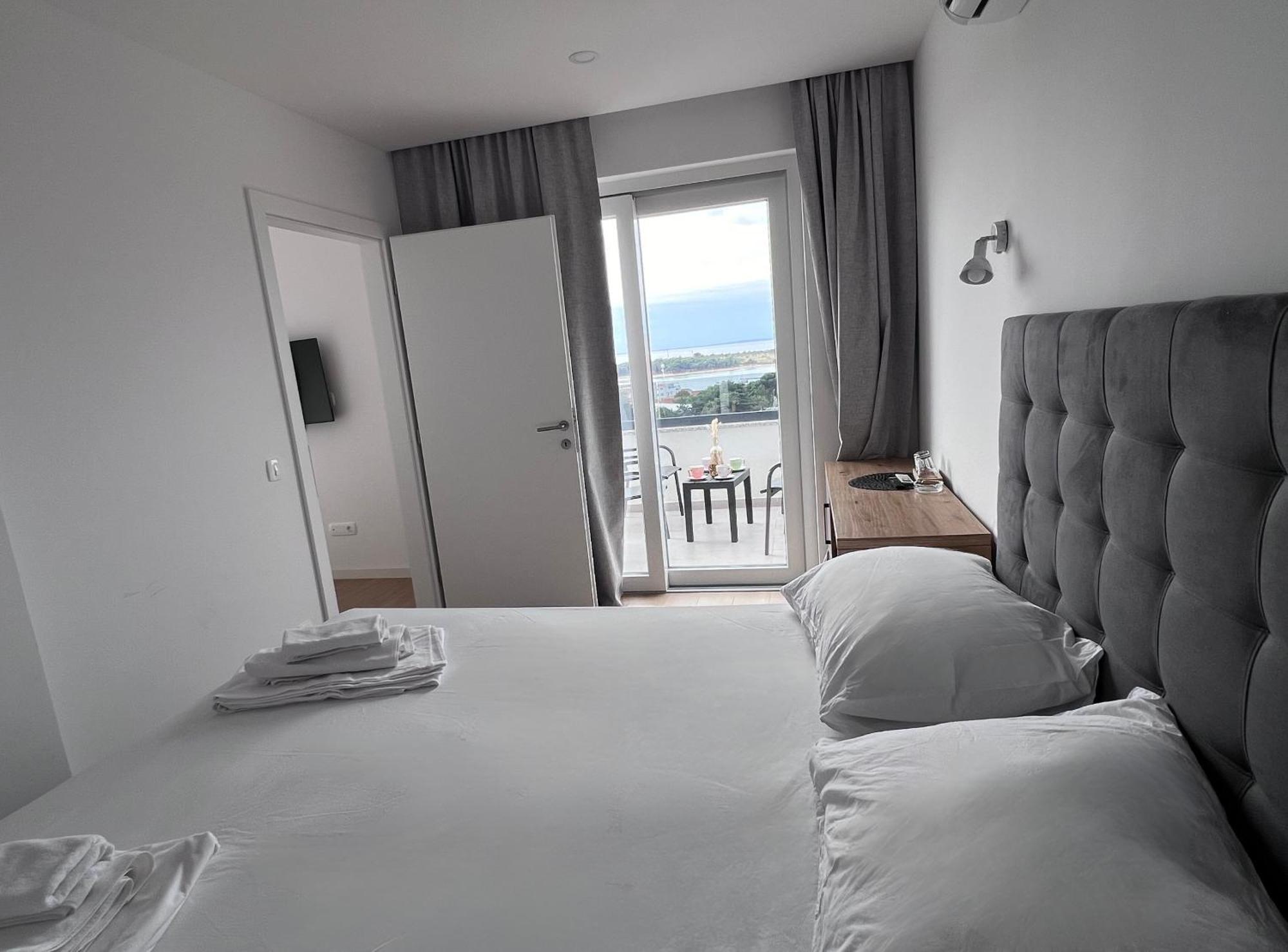 נובליה Boutique Hotel Ivy'Z מראה חיצוני תמונה