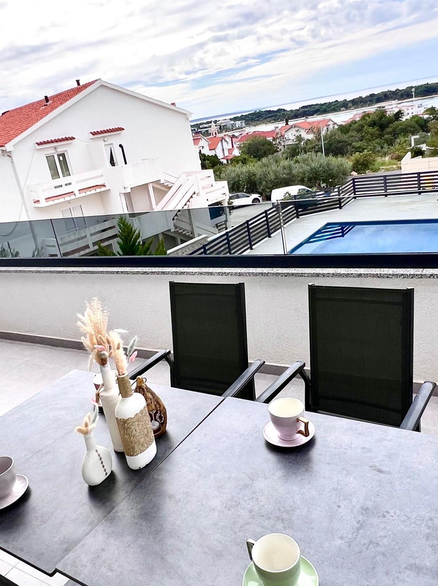 נובליה Boutique Hotel Ivy'Z מראה חיצוני תמונה