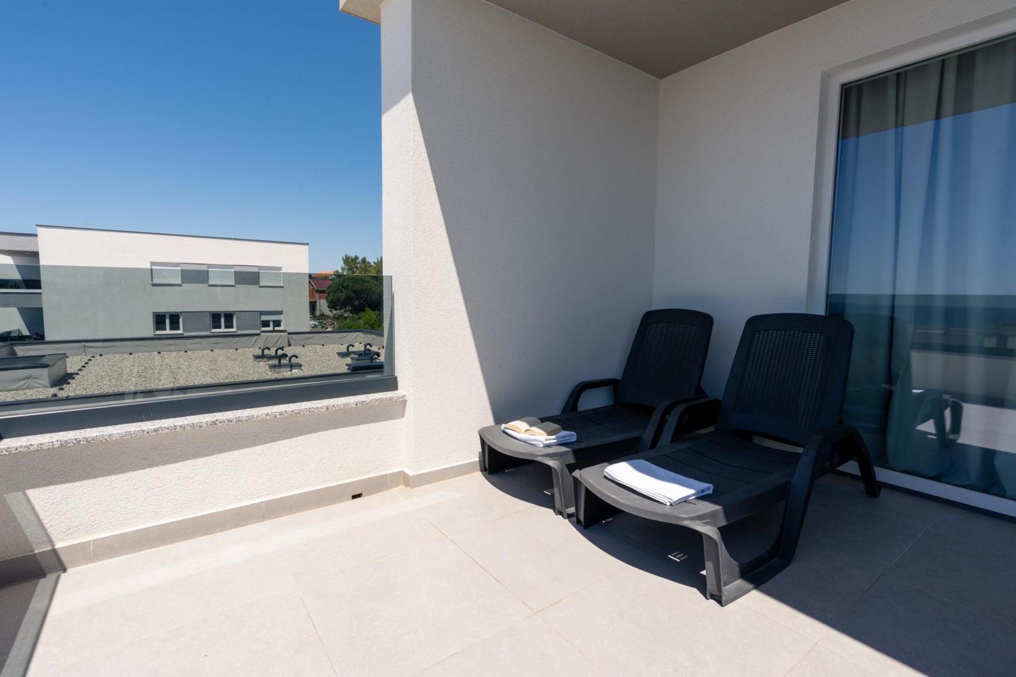 נובליה Boutique Hotel Ivy'Z מראה חיצוני תמונה